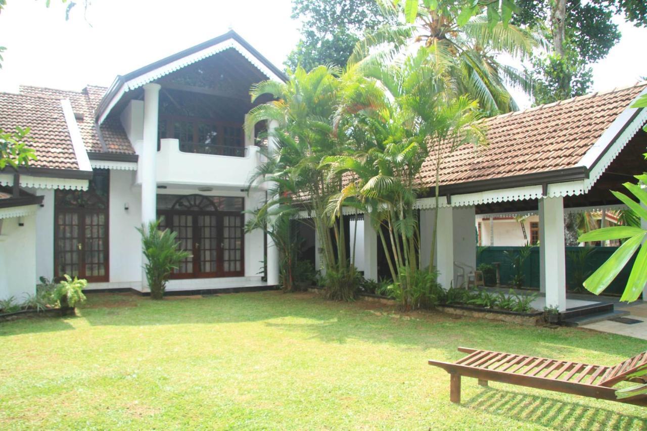 Villa Taprobane Νεγκόμπο Δωμάτιο φωτογραφία